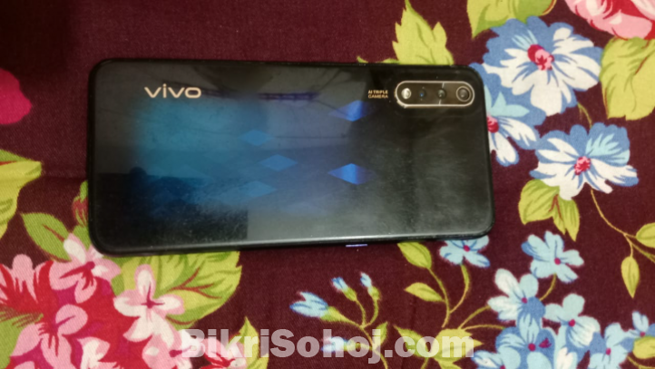 Vivo S1 phone